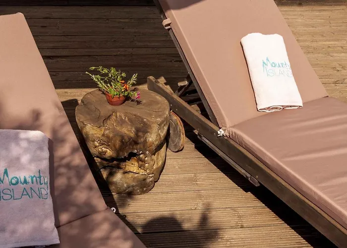 Mounty Island Villas-nefeli Villa Lazarata