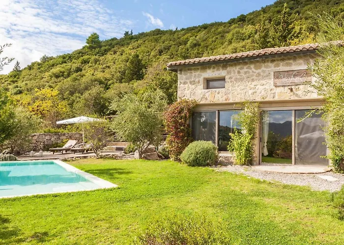 Mounty Island Villas-nefeli * Lazarata