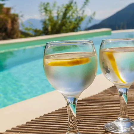 Mounty Island Villas-nefeli